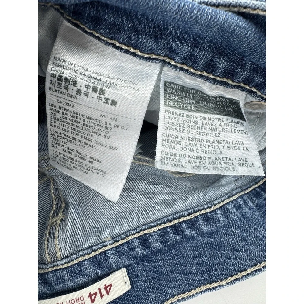 Levi's 414 Women's High Rise Cut Off Blue Denim Shorts Relaxed Straight Size 28W